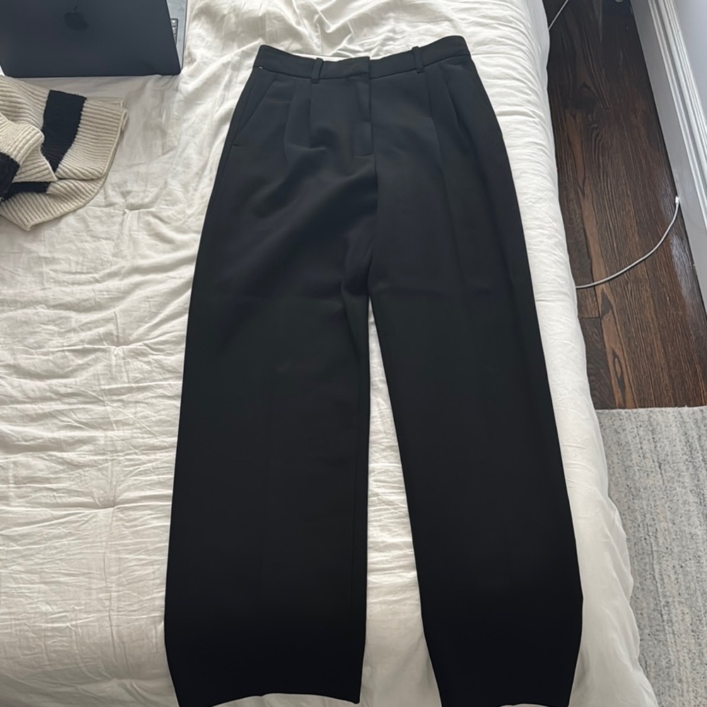 Aritzia Effortless Pants